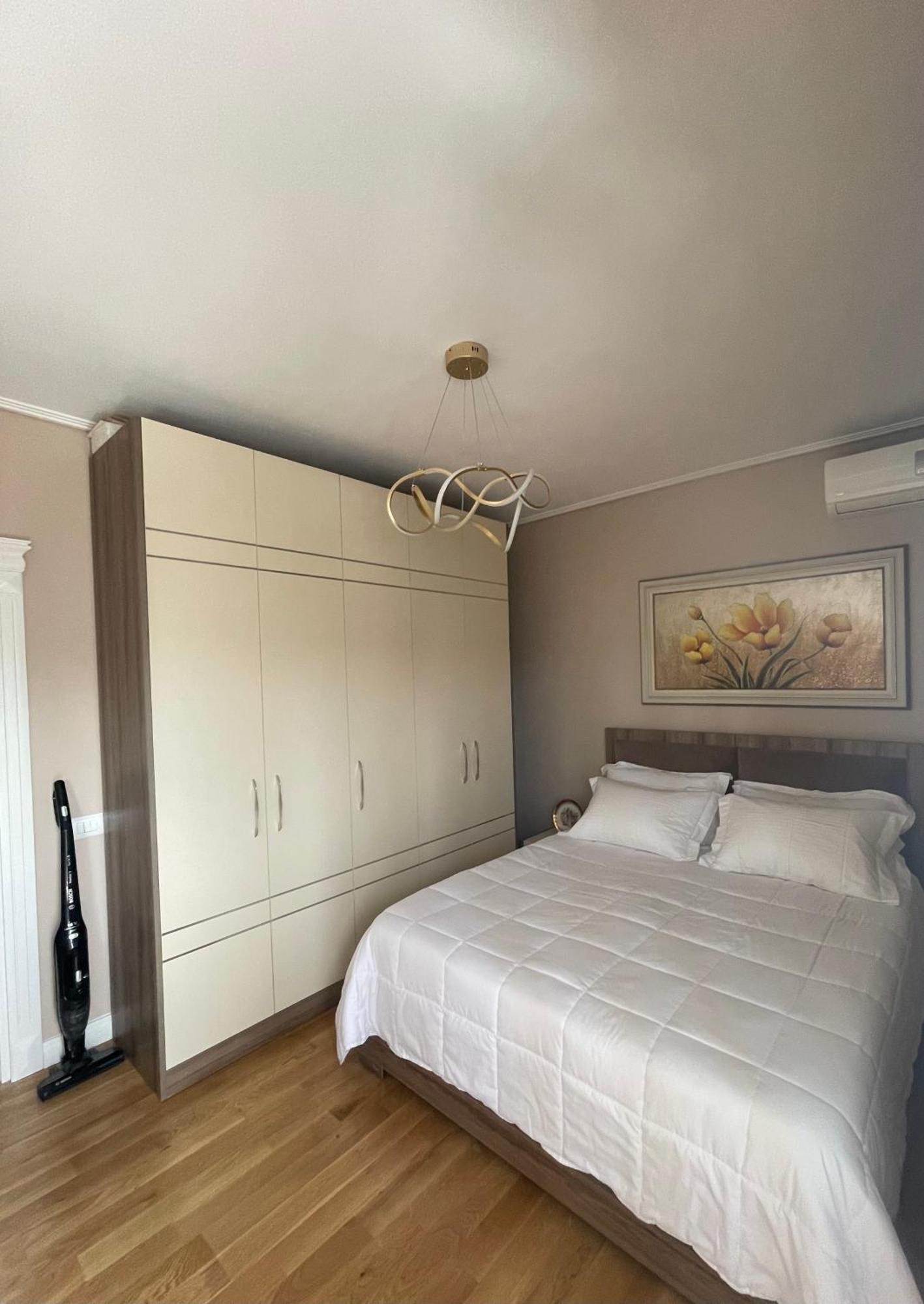Deoni Apartment Luxury Тирана Экстерьер фото